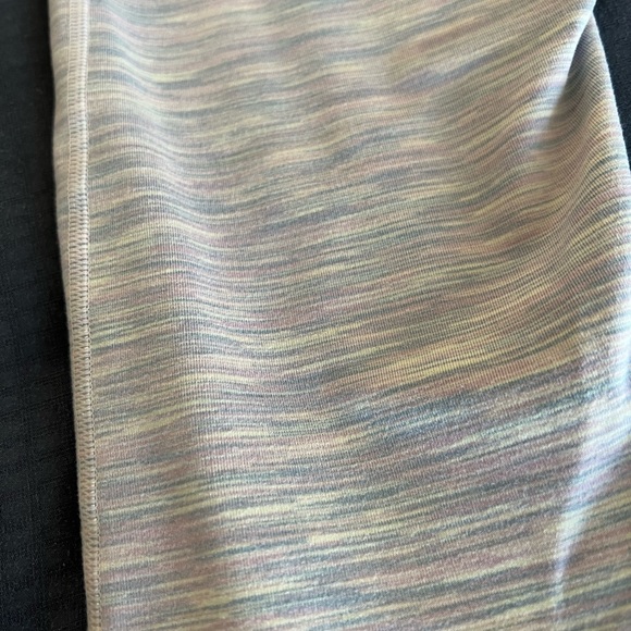 ❌SOLD❌ Outdoor Voices Strata 7/8 Legging in Super Bloom - Picture 6 of 6